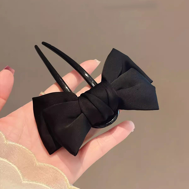 Chic Korean-Style Bow U-Shaped - Women Fashion Hub 评论和价格